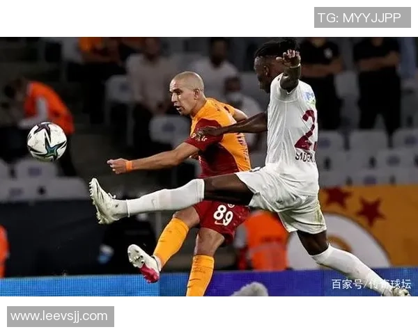 新加坡与印尼足球对决全面分析与未来走势预测 新加坡与印尼足球对决全面分析与未来走势预测